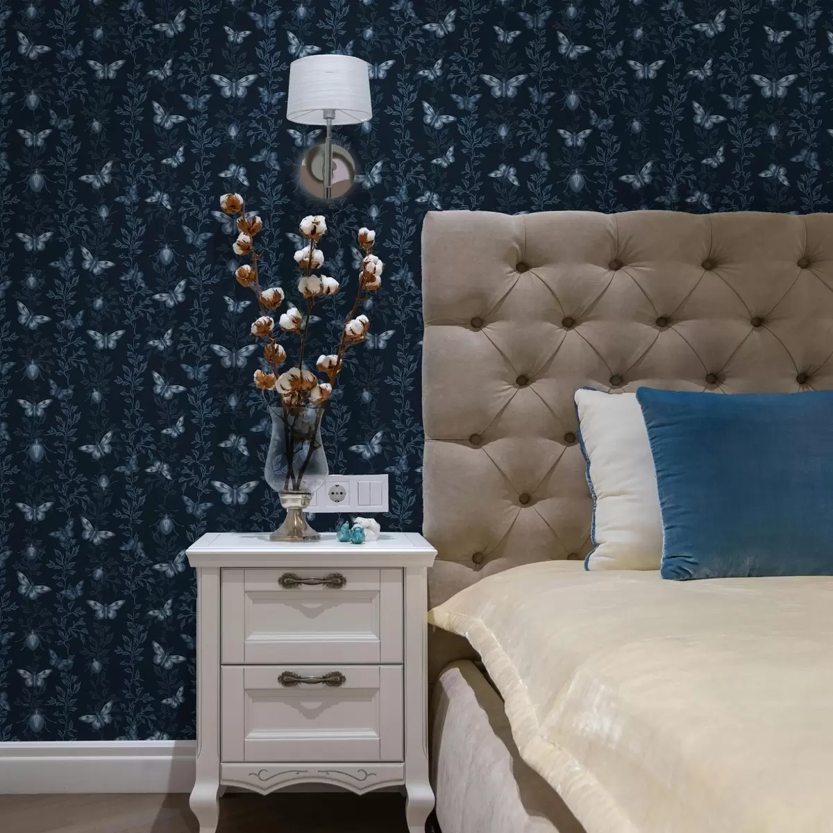 Тапети Композиция с пеперуди, листа и насекоми на син фон a00073