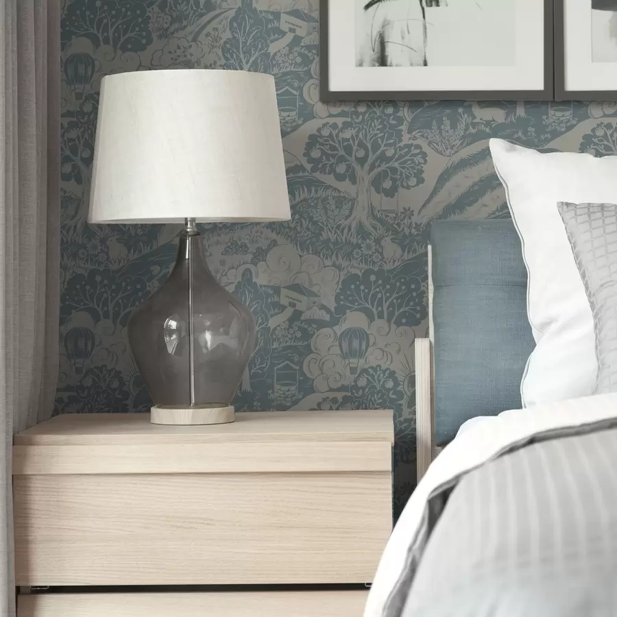 Фототапет Приказна гора с животни в стила на детската илюстрация a00172