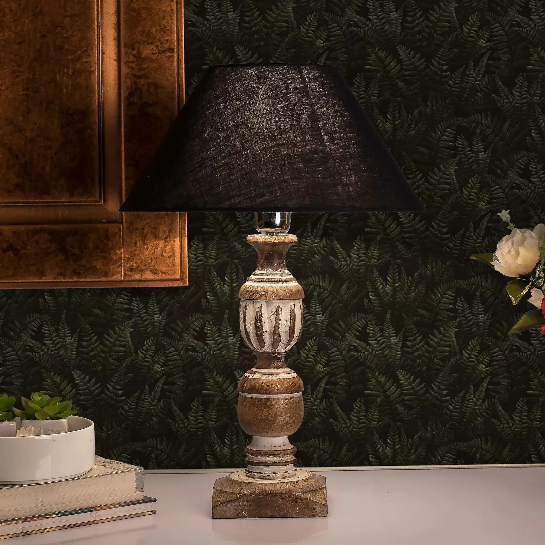 Фототапет Тъмна папрат, горски орнамент, нощни цветове a00214