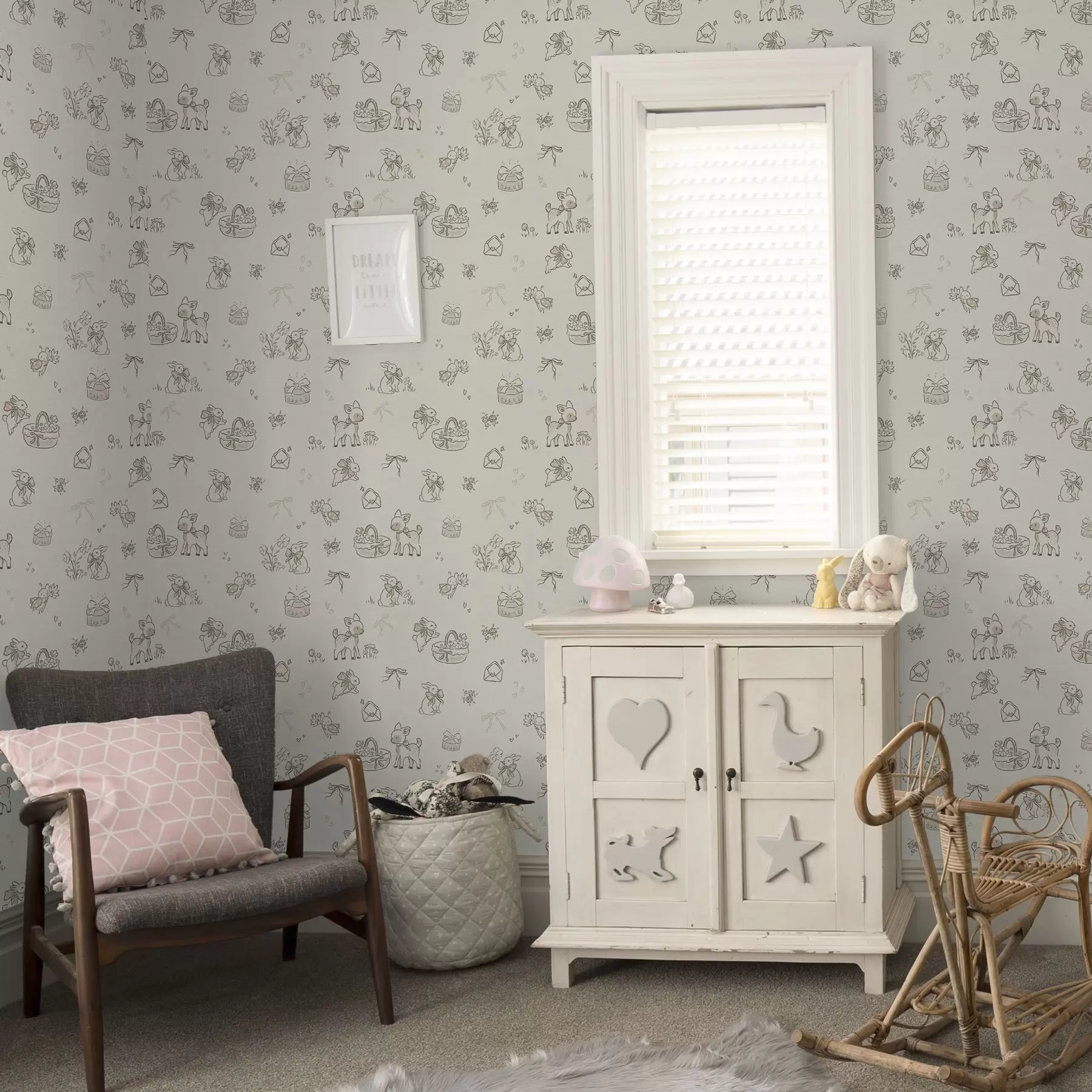 Фототапет Симпатична горска сцена с елени, зайци и пчели a00215