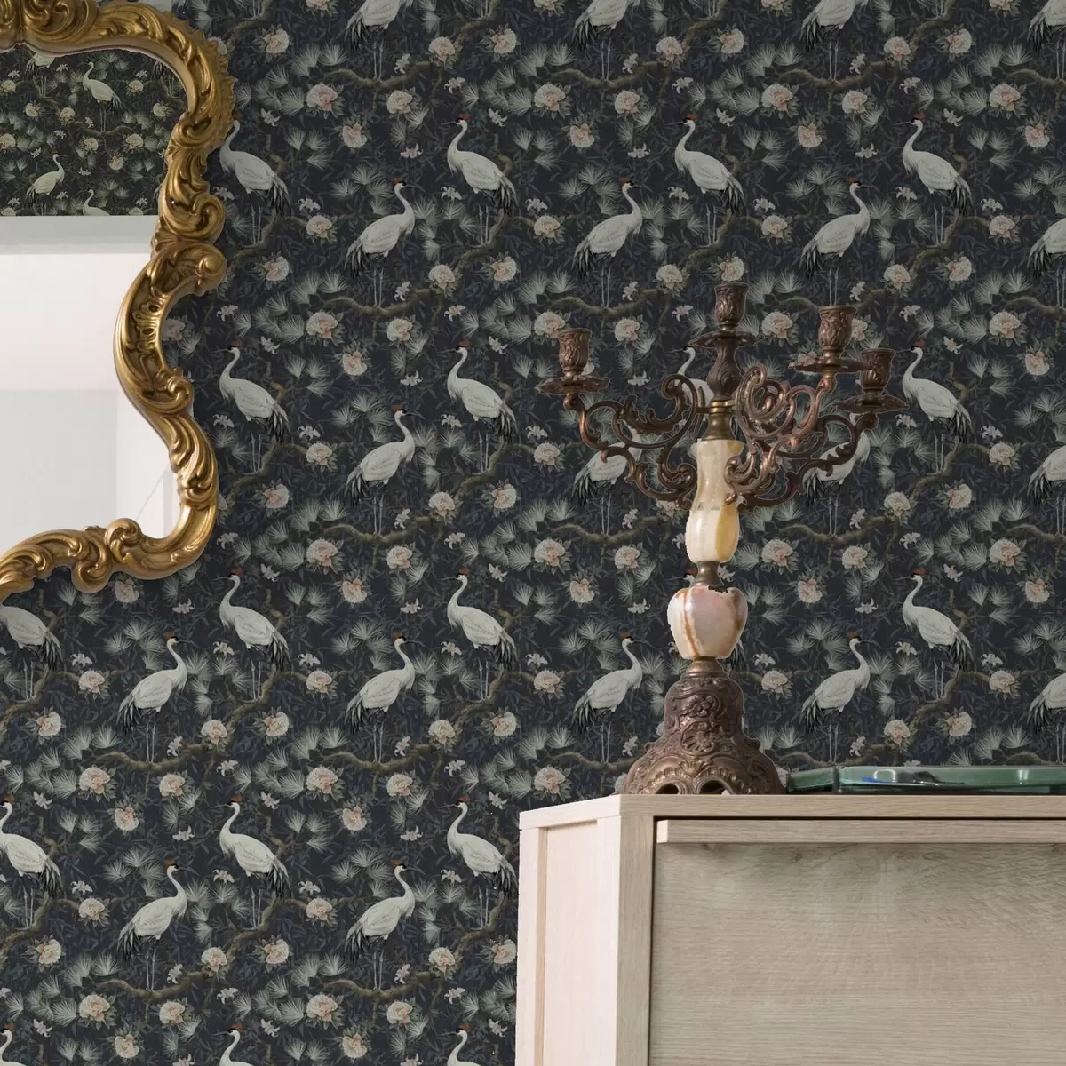 Тапети Жерави сред борове и божури на тъмен фон a00241