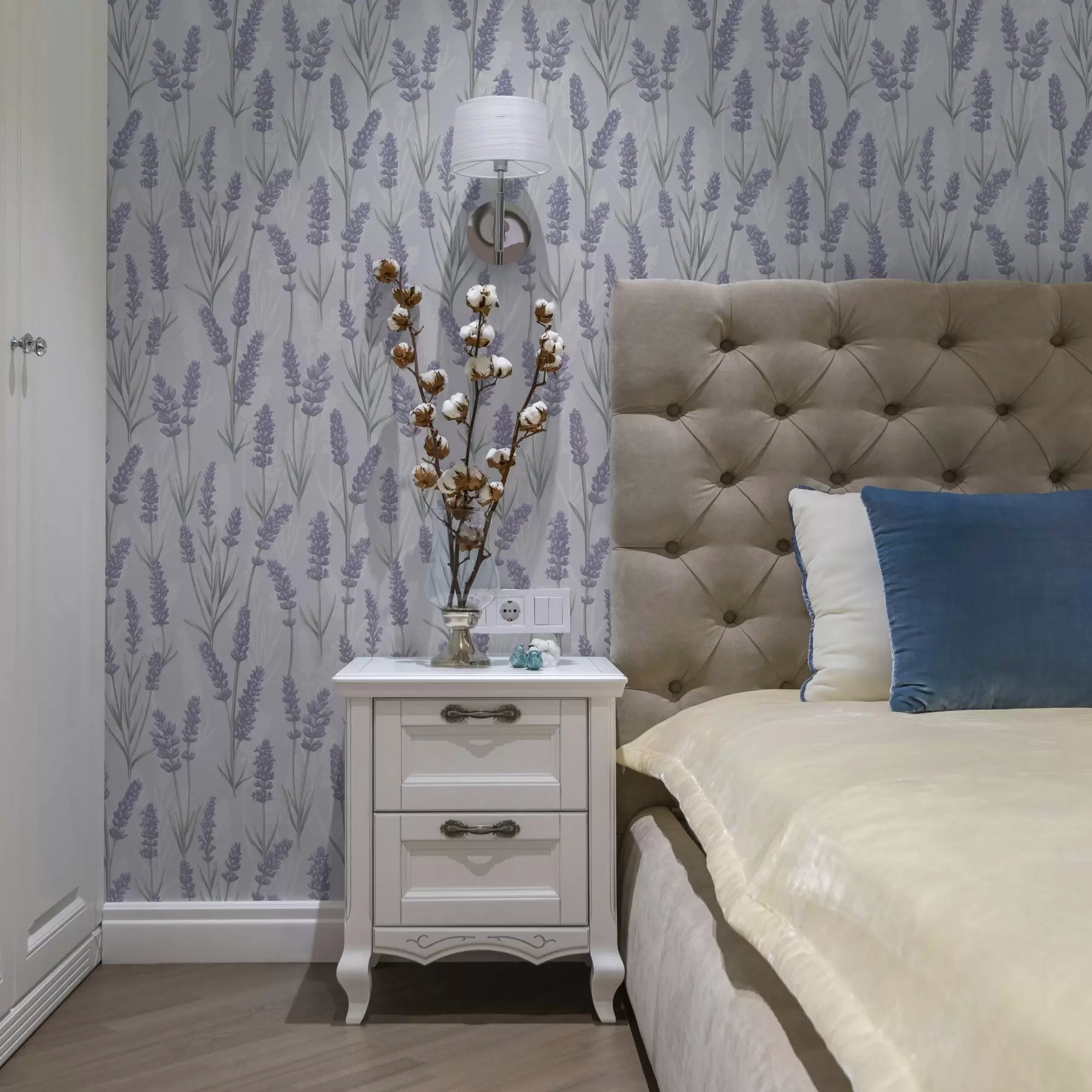 Фототапет Стръкчета лавандула в бледолилава акварелна палитра a00447