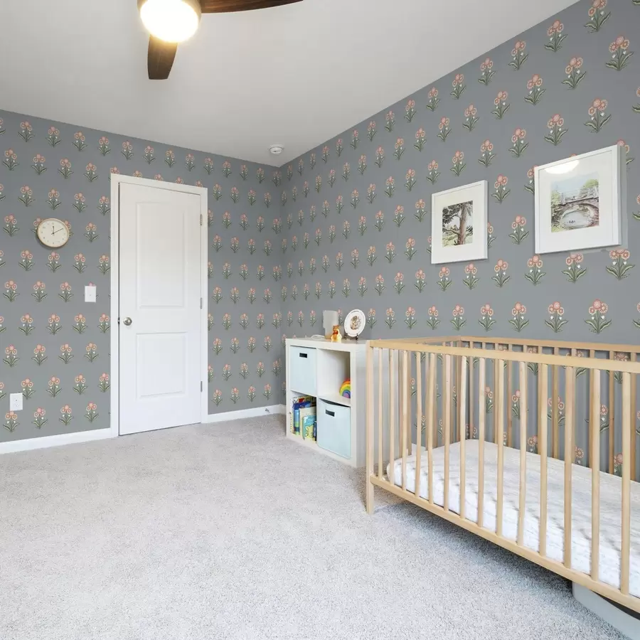 Фототапет Стилизирани цветя на сиво-син фон, топла палитра a00494