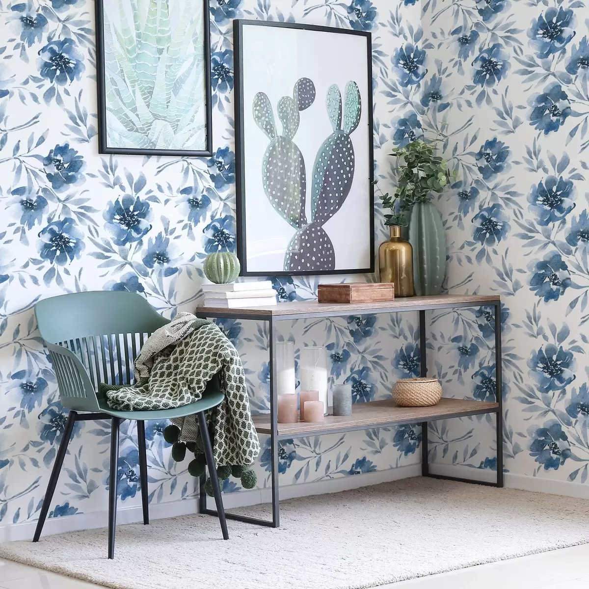 Тапети Акварелни индиго божури на бял фон a00641