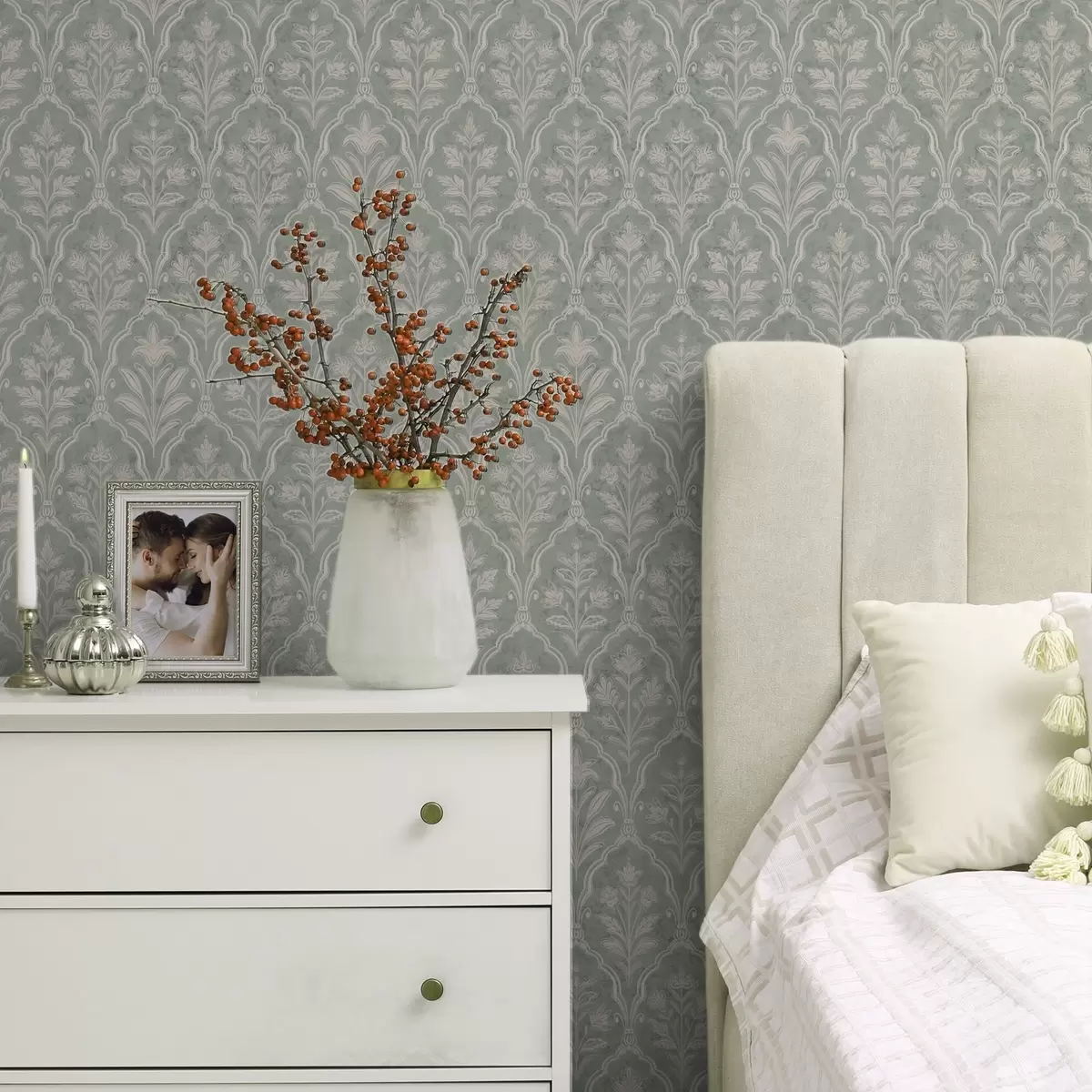 Тапети Мента дамаска с фини флорални медальони a00741