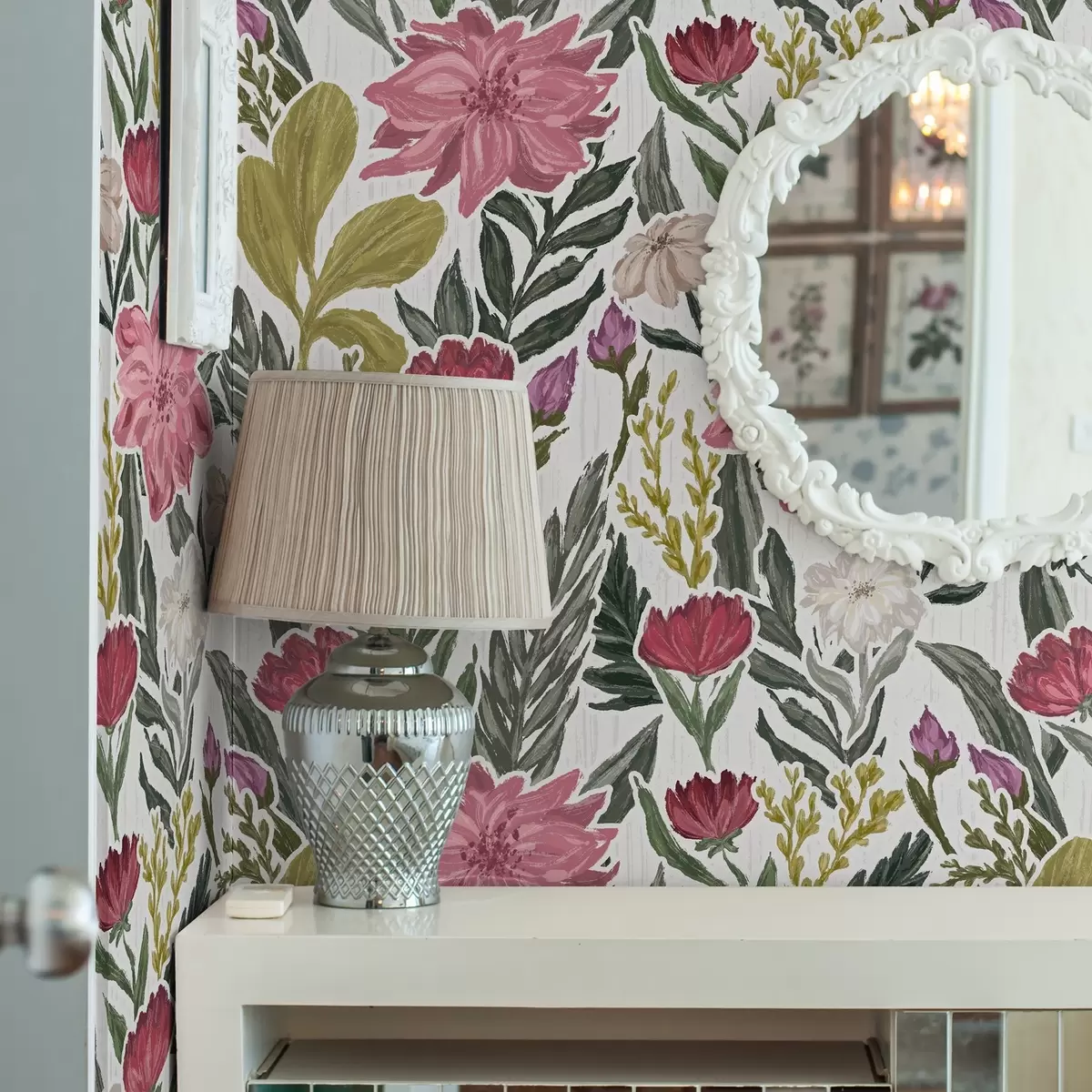 Тапети Пъстри розови и кремави цветя на бял фон, импасто текстура a00629v1