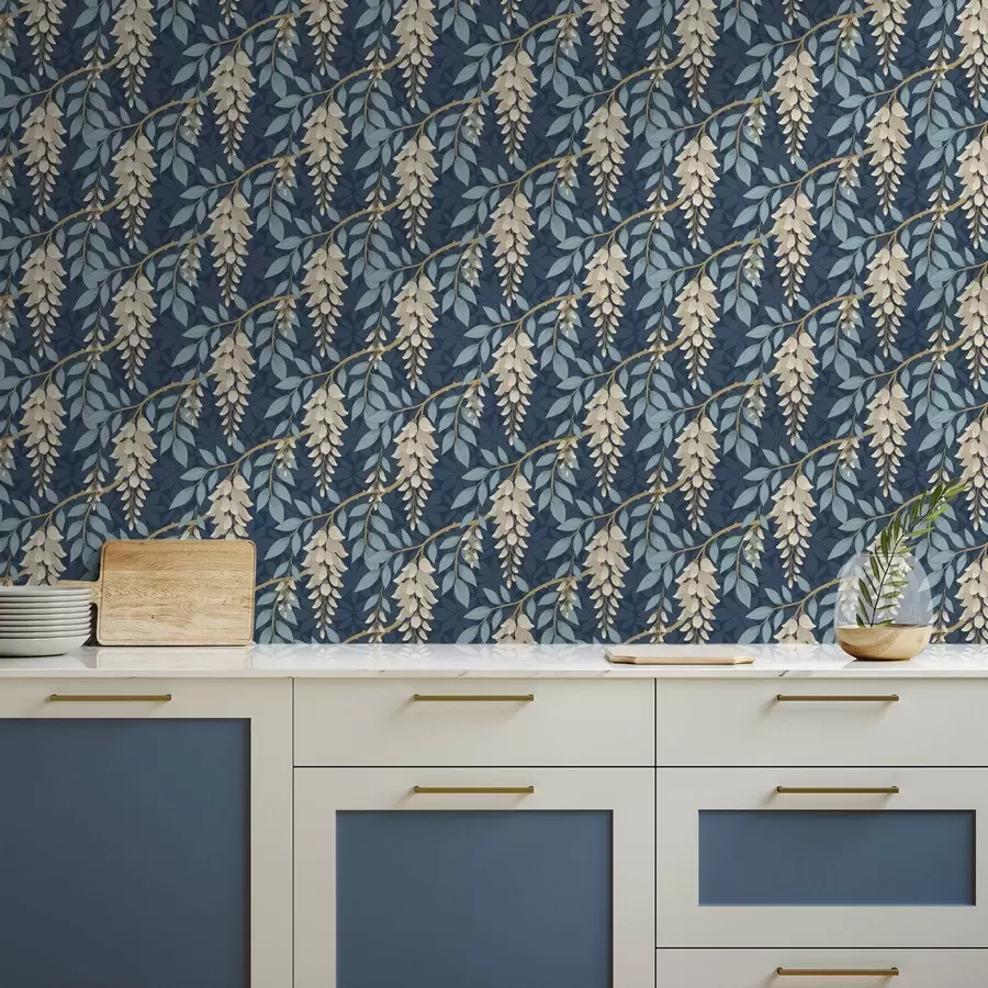 Фототапет Глициния със сини листа на тъмно син фон a00694v2