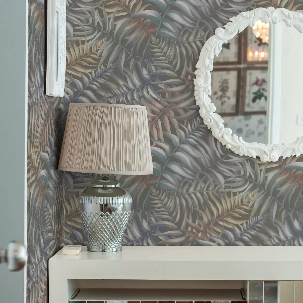 Тапети Насложени палмови листа в приглушени тонове a00789