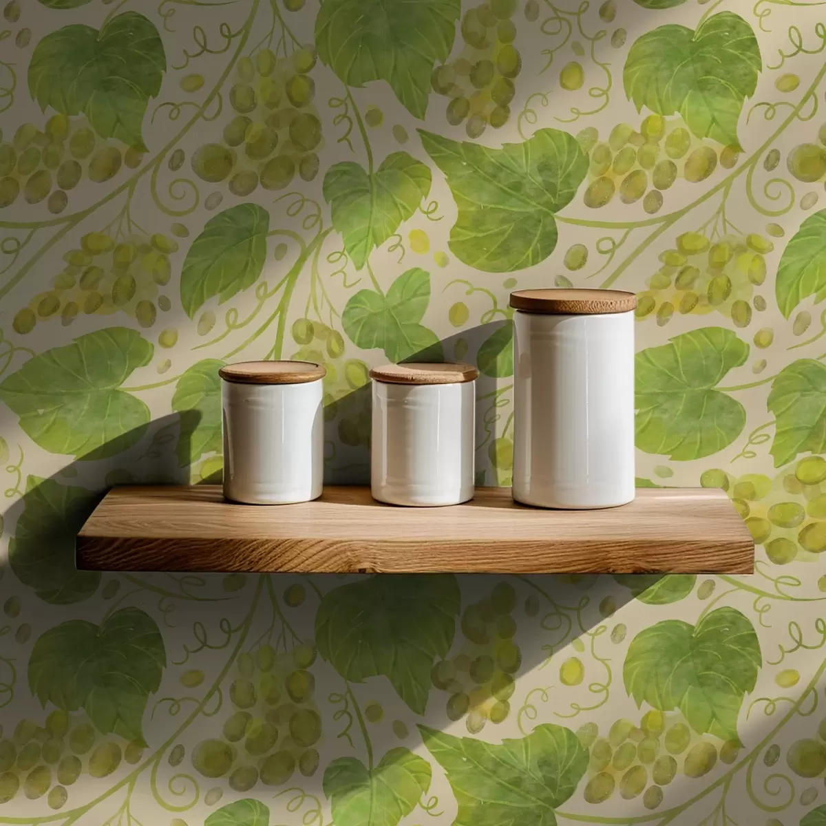 Тапети Грозде и зелени листа на светъл фон a00834