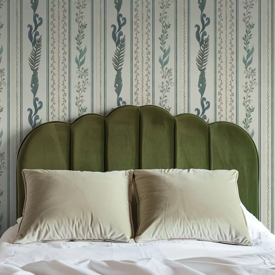 Фототапет Ивици с клонки и къдрици върху топло млечно фоново a00823v2