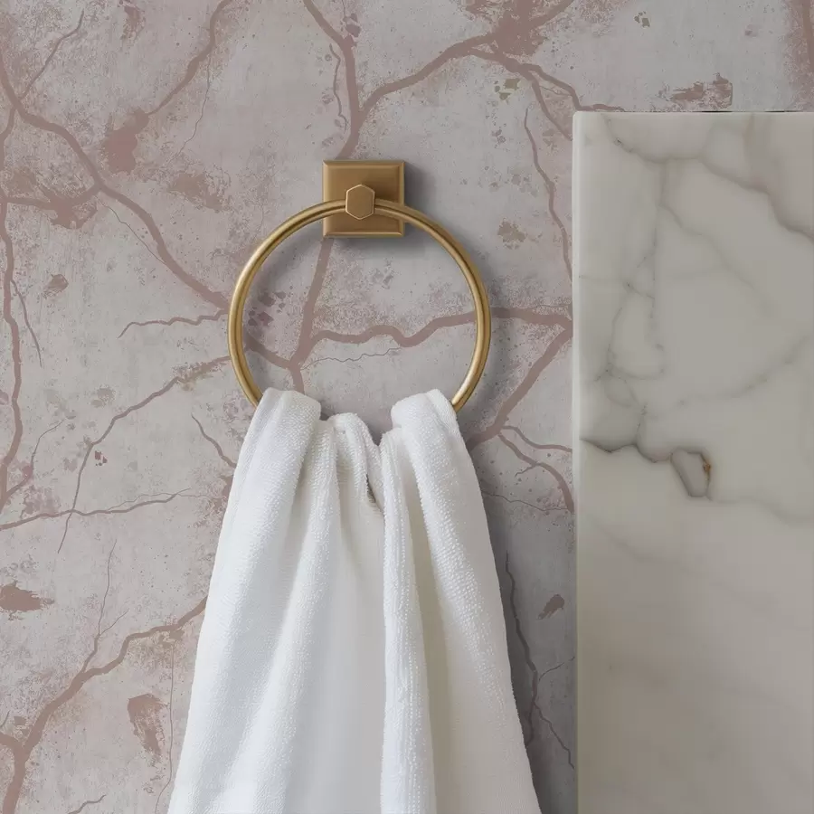 Фототапет Лек бетон с дантела от розови пукнатини и петна a00987