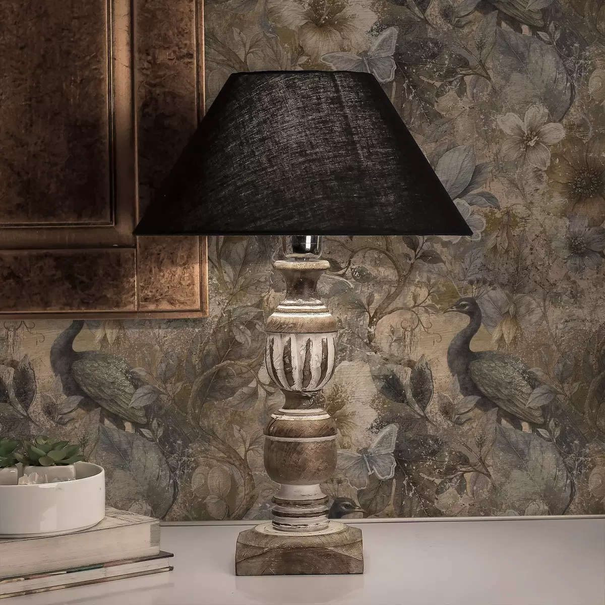 Тапети Старинна флорална колаж с пауни и пеперуди a00897